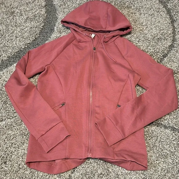 Fabletics Jacket Bundle - Picture 8 of 13